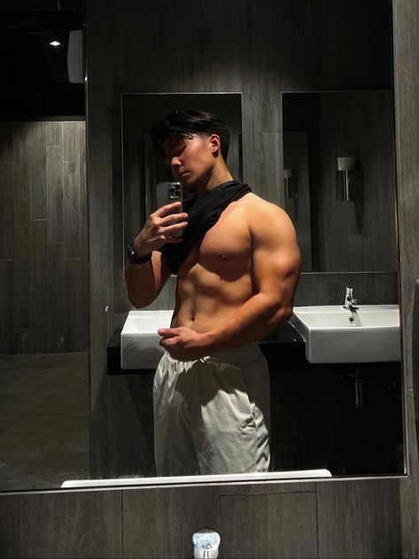 Josh Chen Twisted Hate, Brandon Chai, Josh Chen, Muscle Guy, Twisted Hate, Gym Guys, Twisted Series, Asian Guys, Hot Asian Men