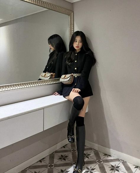 Mafia Dress Outfit, Mafia Dress, Outfit Women, Rich Girl, Dress Outfit, Thigh High, Korean Girl, Mirror, Boots