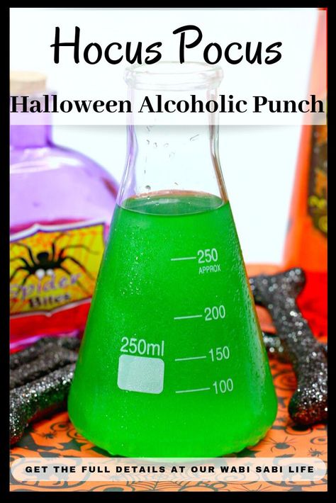 Halloween Punch Alcohol, Hocus Pocus Drink, Hocus Pocus Drinking Game, Punch Alcohol, Alcohol Punch, Punch Halloween, Alcohol Shots, Halloween Alcohol, Halloween Themed Drinks