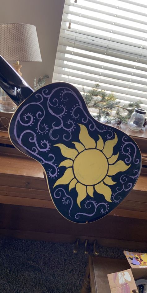 Painted Guitar Acoustic, Painted Acoustic Guitar, Hand Painted Guitar, Painted Guitar, Guitar Acoustic, Guitar Painting, Guitar Art, Ukulele, Acoustic Guitar