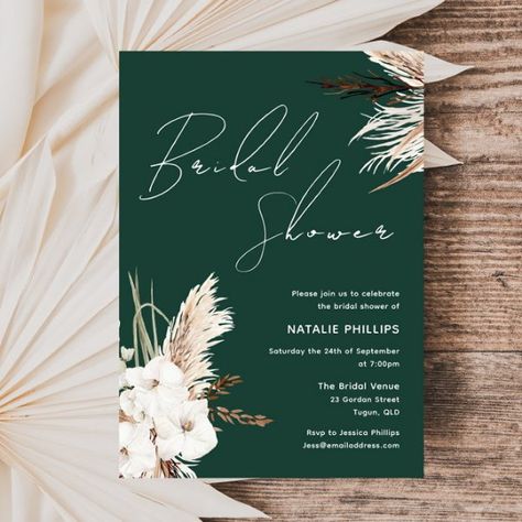 Bridal Shower White, Bridal Shower Boho, Green Bridal Showers, Bohemian Bridal Shower, Wedding Bohemian, Emerald Green Weddings, Bridal Shower Inspiration, Green Baby Shower, Green Wedding Invitations