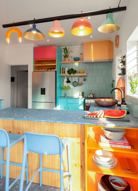 A colourful & happy kitchen transformation Eclectic Apartment Decor, Colourful Kitchen, Miss Moss, Eclectic Kitchen, Kitchen Transformation, Happy Kitchen, Kitchen Themes, Kitchen Colors, Eclectic Decor