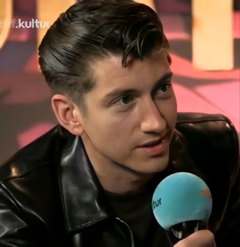 Alex Turner 2013, Alex Turner Cute, Alex Arctic Monkeys, Alex Pics, Sundance Kid, The Last Shadow Puppets, Last Shadow, British Boys, Shadow Puppets