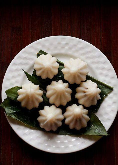 Ganesh Chaturthi Festival, Modak Recipe, Veg Recipes Of India, Maharashtrian Recipes, Cold Coffee Recipes, Creamy Recipes, Low Carb Fruit, Lemon Benefits, India Food