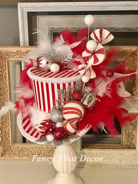 Diy Christmas Hats, Christmas Headpiece, Christmas Homemade, Red And White Christmas, Christmas Homescreen, Holiday Hats, Christmas Tablescape, Christmas Parade, Homescreen Ideas