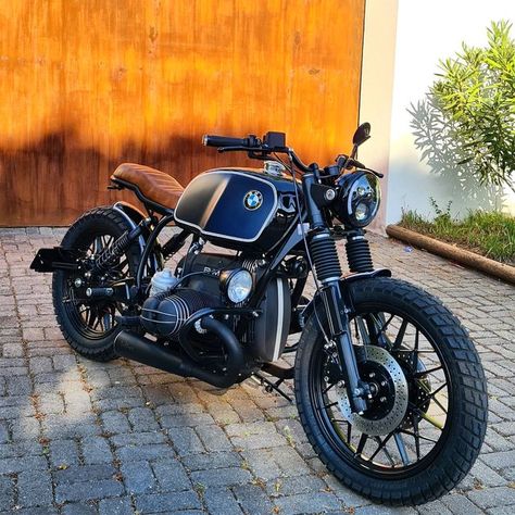 Bandit Garage on Instagram: "BMW R100 by Bandit Garage nunoc #vintagebike #vintagestyle #vintagemotorcycle #custom #custombike #caferacerxxx #caferacerporn #caferacers #caferacerinstagram #caferacerculture #caferacerporn #caferacerculture #caferacer #caferacerstyle #style #bmwcustom #bmwmotorrad #bmwcaferacer #bmwboxer #bmwrepost #bmwr100" Bmw R100, Motos Bmw, Bike Bmw, Bmw Scrambler, Custom Bmw, Bmw Boxer, Cafe Racer Style, Bobber Bikes, Best Car Insurance