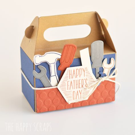 Father's Day Tool Box Gift Card Holder - The Happy Scraps Tool Box Gift, Card Box Holder, Diy Gift Card, Gift Card Boxes, Diy Father's Day Gifts, Itunes Gift Cards, Diy Pins, Crafts Gifts, Father's Day Diy