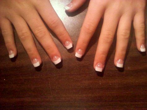 short nails with white tips love! Short French Tip Square, Debs Nails, Pedicure Quotes, French Tip Square, Trendy Pedicure, French Manicure Gel Nails, Short French Tip, 2000s Nails, Shellac Pedicure