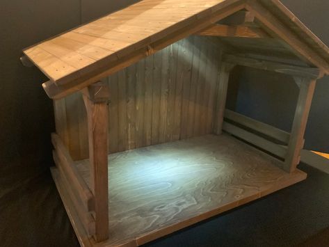 Nativity Manger Diy Stables, Diy Manger Stable, Nativity Stable, Outdoor Nativity, Ideas Navideñas, Nativity Scenes, Christmas Play, Lake Arrowhead, Christmas Themes Decorations