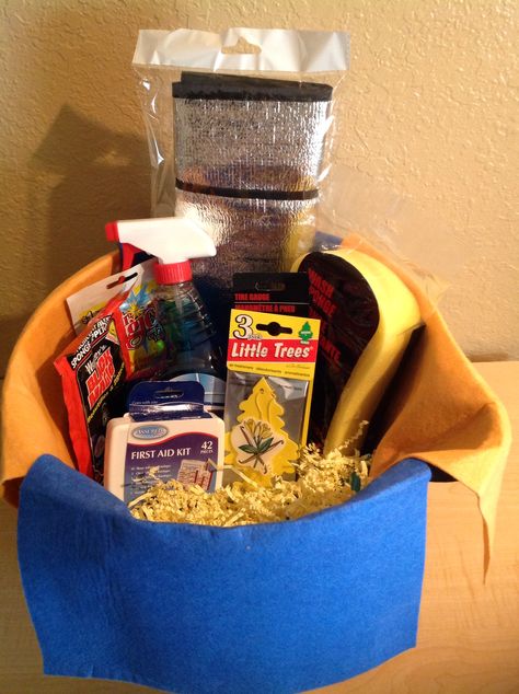 Car detail gift basket First Car Gift Basket, Car Gift Basket Ideas, Car Gift Basket, Signature Ideas, Truck Gifts, Themed Gift Baskets, Moving Gifts, Car Gifts, First Car