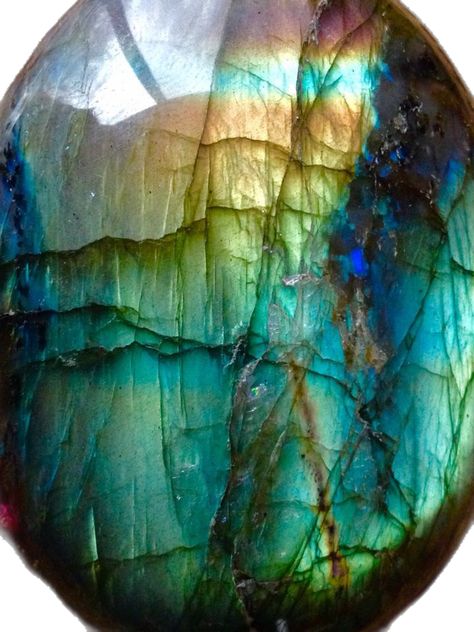 Labrodite Crystal Aesthetic, Labradorite Background, Labrodite Crystal, Labradorite Aesthetic, Green Labradorite, Crystal Vibes, Crystal Aesthetic, Pretty Rocks, Cool Rocks