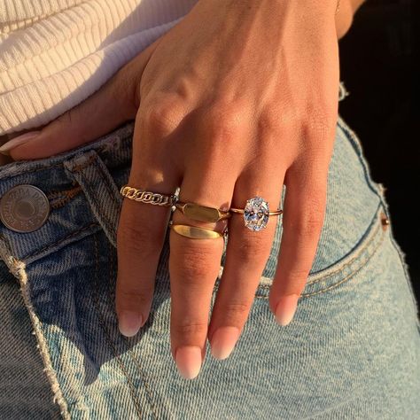 Adiamor on Instagram: “✨Last day to use code GOLDEN for 10% off all jewelry 🌞Message us to receive diamond details✨ • • • • • #ovalengagementring #ovaldiamond…” Gold Cuban Chain, Chain Link Ring, Wedding Ring Guide, Top Engagement Rings, Wedding Gifts For Men, Diamond Jewelry Earrings, Link Ring, Jewelry Education, Oval Engagement