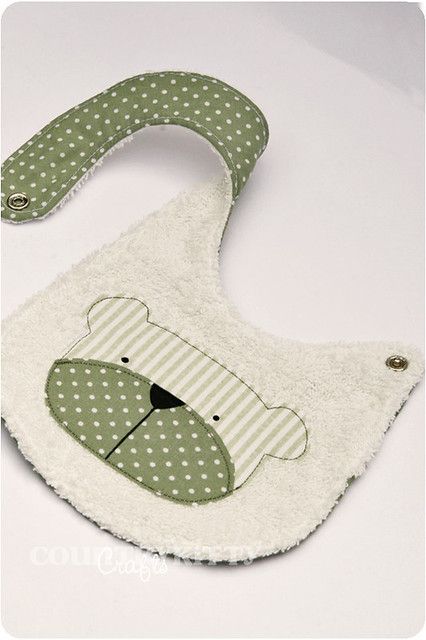 Diy Baby Bibs, Couture Bb, Baby Bibs Patterns, Baby Boy Bibs, Boy Bib, Bib Pattern, Baby Sewing Projects, Baby Clothes Patterns, Baby Projects