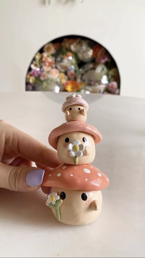 Cute Mushroom Sculpture, Clay Statues Diy, Fairy Core Clay Ideas, Diy Clay Creations, Clay Buddha Diy, Diy Cute Clay Crafts, Cute Air Dry Clay Projects, Clay Modeling Ideas Sculpting, Things To Do Out Of Clay