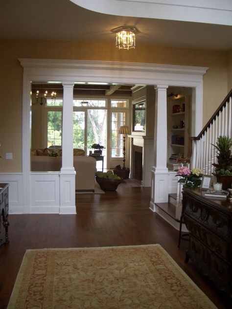 House With Foyer Entrance, Half Cathedral Ceiling Living Room, Low Bearing Wall Ideas, Collums Interior, Room Transition Ideas, Entryway To Living Room, Entryway Molding, Half Wall With Columns, Doorway Trim