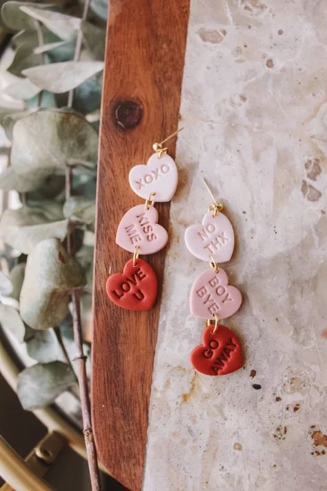 Love Heart Earrings, Conversation Heart Earrings, Polymer Clay Jewelry Valentines, Valentines Day Clay Crafts, Clay Crafts Valentines Day, Polymer Clay Accessories Ideas, Valentine Earrings Clay, Strawberry Polymer Clay Earrings, Polymer Clay Heart Earrings