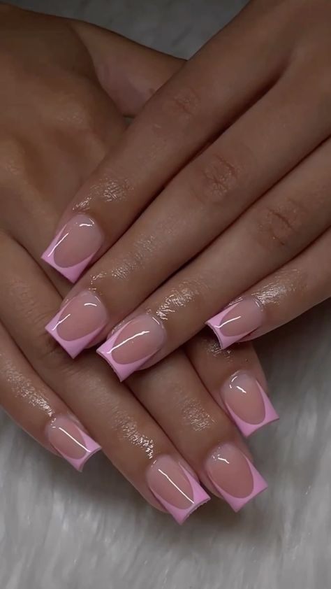 Valentine’s Day Nail Ideas Short, Shorties Nails Square Spring, Shorties Nails Color, Shorties Nails Pink, Short Pink Nail Designs, Acrylic Nail Application, Outer Banks Series, Pink Tip Nails, Nail Application