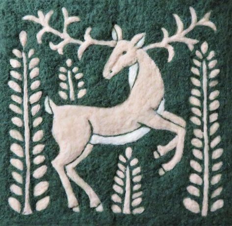 The Felting Studio – Exquisite needle felt tapestries inspired by ancient designs Felted Tapestry, Hampshire Sheep, Expo West, Wool Felting, Needle Felting Kits, Ancient Designs, Needle Felt, Black Felt, Wet Felting