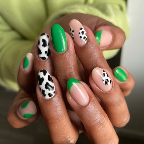 Green Cow Print Nails, Green Cow Print, Nail Art Aesthetic, Cow Print Nails, Cow Nails, Summer Nail Art, Print Nails, Classy Acrylic Nails, Cute Summer Nails