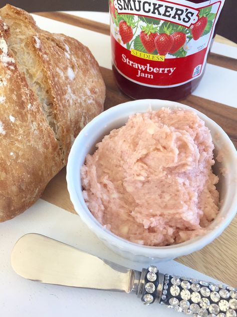 Strawberry Butter Recipe, Best Breads, The Food Nanny, Strawberry Butter, Beer Bread, Bread Recipes Sweet, Butter Recipe, Artisan Bread, Bread Baking