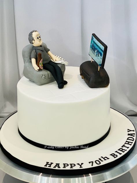 70th Birthday Cake Ideas For Dad, 70th Birthday Cake Ideas, 70th Birthday Party Ideas, 75th Birthday Decorations, 75 Birthday Cake, Melon Cake, 70th Birthday Party, 70th Birthday Cake, Dad Birthday Cakes