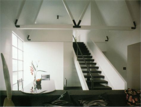 90s Minimalism Interior, 90s Japanese Interior Design, 90s Architecture Interiors, 2000s Minimalism, 80s New York Apartment, 80s Luxury Apartment, 90s Minimalism Architecture, 90s Minimalism, 90s Aesthetics