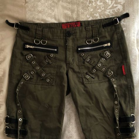 Look what I just found on Depop 🙌 https://depop.app.link/R0eqHFvKKfb Tripp Pants Shorts, Tripp Nyc Shorts, Tripp Pants, Army Pants, Army Green Color, Tripp Nyc, Military Style, Nice Shorts, Military Fashion