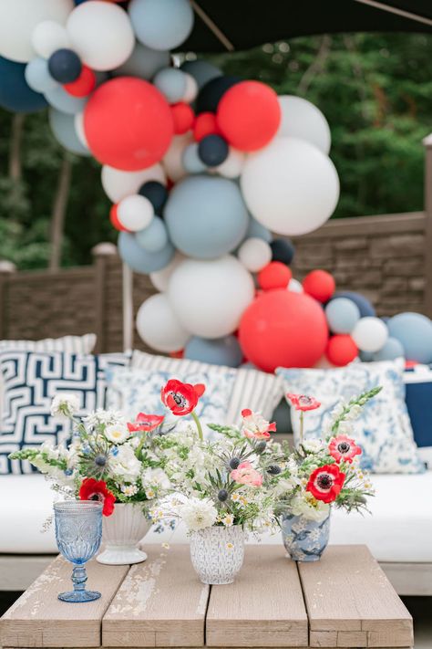 Kara's Party Ideas 4th of July Soirée | Kara's Party Ideas Labor Day Party Decorations, 4th Of July Cookout Decorations, Tasteful 4th Of July Decorations, Classy 4th Of July Party, Picnic Theme Party Decorations, 4th Of July Birthday Party Ideas, 4th Of July Bar Cart, 4th Of July Engagement Party, July 4 Decor