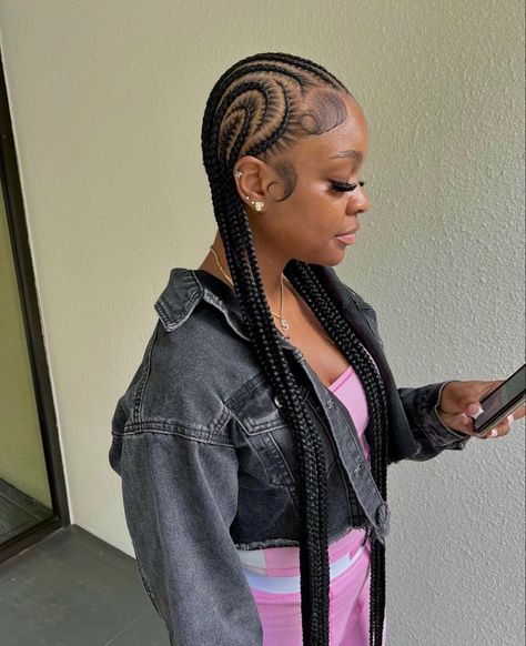 Cute Straight Back Braids, 9 Feed In Braids, Feed Ins Straight Back, All Backs Cornrow, French Braids To The Back, 10 Feedin Braids With Design, Cornrows Back, Cute Straight Backs, Stright Back Braids For Black Women