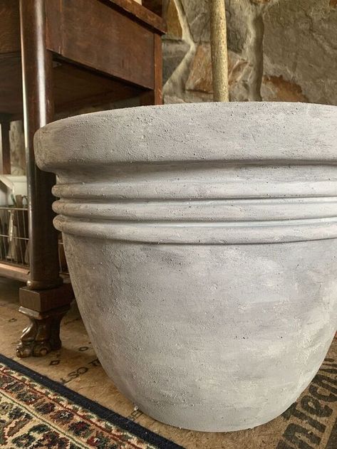 Faux Concrete Paint, Large Concrete Planters, Big Planters, Concrete Paint, Diy Concrete Planters, Fiberglass Planters, Painted Concrete Porch, Plastic Planters, Concrete Pots