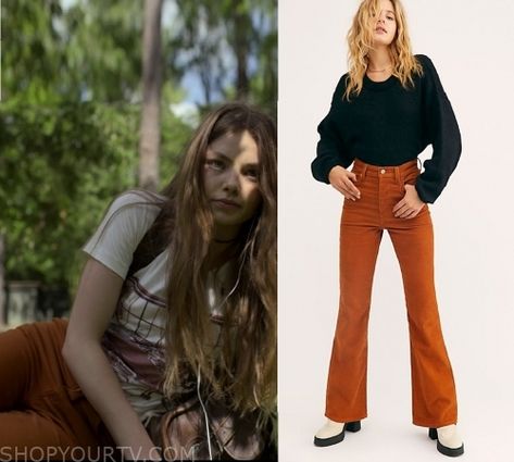 Looking For Alaska: Season 1 Episode 4 Alaska's Orange Jeans | Shop Your TV Alaska Outfits, Young Outfit, Kristine Froseth, Alaska Young, Alaska Fashion, Orange Jeans, Looking For Alaska, 70s Inspired Fashion, Velvet Kimono