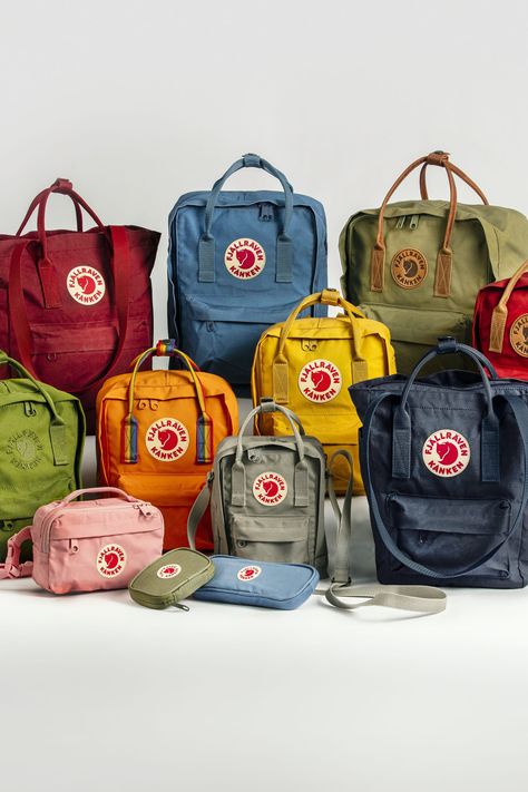 Kanken Totepack, Kanken Sling Bag, Granola Boy, Kanken Sling, Mochila Fjallraven Kanken, Types Of Clothing, Stationery Obsession, Fox Bag, Fjällräven Kånken