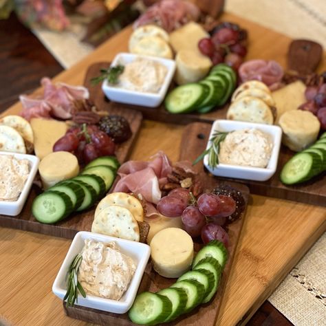 Egg Salad Pasta, Mini Charcuterie Boards, Mini Charcuterie Board, Salad Macaroni, Holiday Charcuterie, Mini Charcuterie, Board Night, Drink Topper, Vegetable Dip