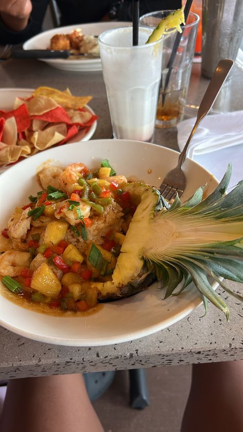 Tried something new at bahama breeze 😃 Bahamas Food, Jerk Shrimp, Bahama Breeze, Shrimp And Rice, Copykat Recipes, Kung Pao Chicken, Yum Yum, Pasta Salad, Bahamas