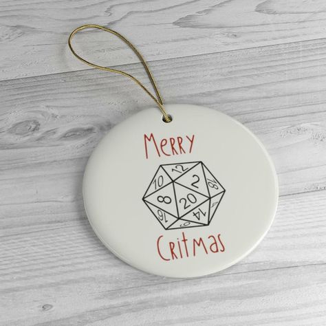 Dnd Ornaments Diy, Nerdy Cricut Projects, Dnd Christmas Ornaments, Diy D&d Gifts, Dnd Diy Gift, D&d Gift Ideas, Nerdy Ceramics, Dnd Gifts Diy, D&d Gifts