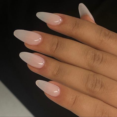 Kutek Disney, Unghie Sfumate, Milky Nails, Classy Acrylic Nails, Almond Acrylic Nails, Almond Shaped, Neutral Nails, Nature Tattoos, Dream Nails