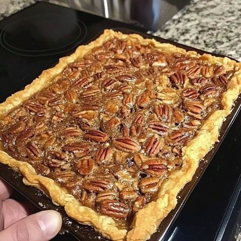 Keto Pecan Pie Recipe Low Carb Pecan Pie Recipe, Keto Pecan Pie Cheesecake, Keto Pecan Pie Recipe, Low Carb Pecan Pie, Pecan Pie Cheesecake Recipe, Keto Pecan Pie, Vegan Pecan Pie, Vegan Pecan, Pecan Pie Cheesecake