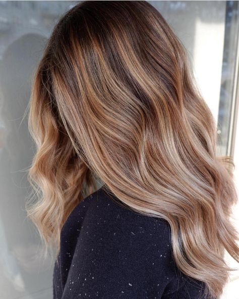 ✨BALAYAGE & BEAUTIFUL HAIR on Instagram: “Gingerbread cookies  By @colour.jade #bestofbalayage #showmethebalayage” Gingerbread Blonde Balayage, Dark Brown To Strawberry Blonde Balayage, Gingerbread Caramel Hair, Caramel Brown Hair, Subtle Balayage, Fall Hair Trends, Caramel Balayage, Bronde Hair, Spring Hair Color