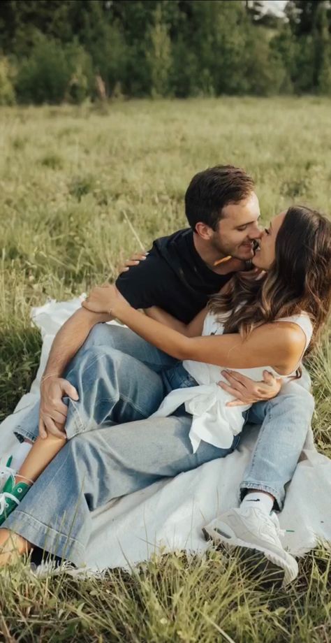 Engagement Photos Blue Jeans White Shirt, White Sweater And Jeans Engagement Photos, Engagement Pictures Height Difference, Riverside Engagement Pictures, Engagement Photos Open Field, Engagement Shoot Outfit Casual, Black Shirt And Jeans Engagement Photos, Engagement Photos Kissing, Engagement Photos Field Summer