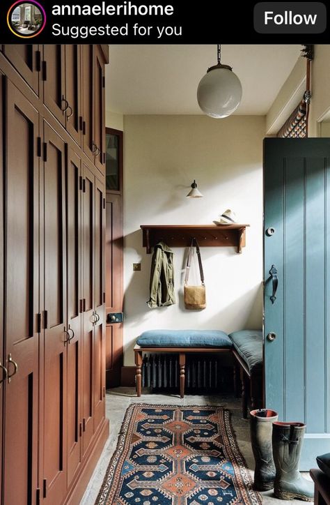 Craftsman Mudroom, Craftsman Entryway, Blue Craftsman, German Interior Design, German Interior, Outside Bath, Sisal Flooring, 1920s Craftsman, Crittal Windows