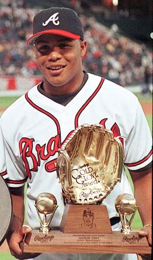 Andruw Jones - These were the good ole days. Atlanta Braves Wallpaper, John Fogerty, Andrew Jones, Atlanta Braves Baseball, Braves Baseball, Base Ball, Sports Hero, Mlb Players, National League