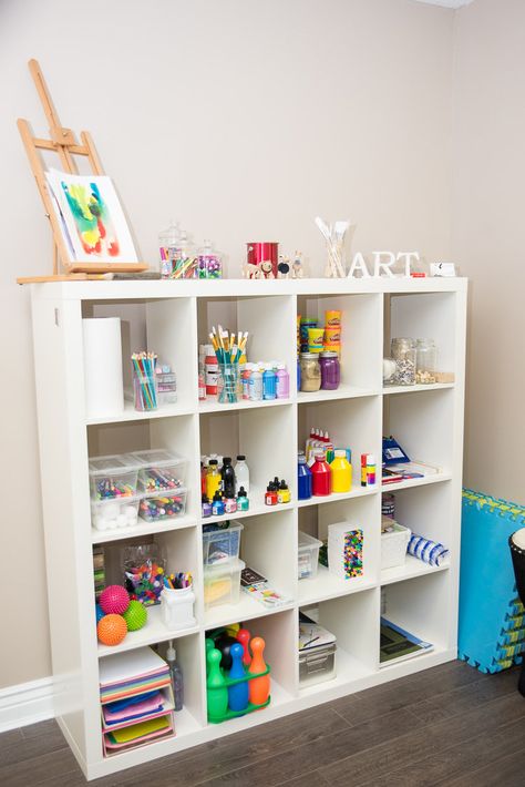 Art Therapy Room Spaces, Play Therapy Room Counseling, Rbt Therapy Room Ideas, Art Therapy Office Design, School Counselling Room Decor, Counselling Room Design Ideas, Play Therapy Office Ideas, Therapy Space Design, Art Therapy Room Design