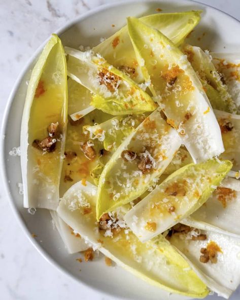 Endive Recipes, Tasty Salads, Endive Salad, Orange Vinaigrette, Grain Salad, Fennel Salad, Orange Salad, Refreshing Salad, Winter Salad