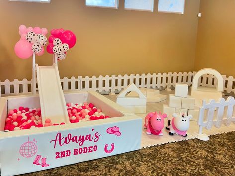 Pink rodeo & ball pit fun !! #pinkrodeobirthday #2ndrodeobirthday #rodeoballpit#ballpitconroe#ballpitthewoodlands - #softplayconroe - #softplaythewoodlands - #softplaymontgomery - #softplaywillis - #softplayspring - #softplaytomball - #partyplanning - #toddlerfun - #kidsparties - #momlife - #ConroeTX - #TheWoodlandsTX - #MagnoliaTX - #SpringTX - #partyrentals **Key Words:** - Kids’ birthday parties - Moms - Party planners - Pregnant moms - Conroe - The Woodlands - Magnolia - Spring - Soft ... Ball Pit Birthday Party, Ball Pit Fun, Kids Party Rentals, Ball Pits, Rodeo Birthday, Mom Party, Party Planners, Soft Play, Birthday Themes