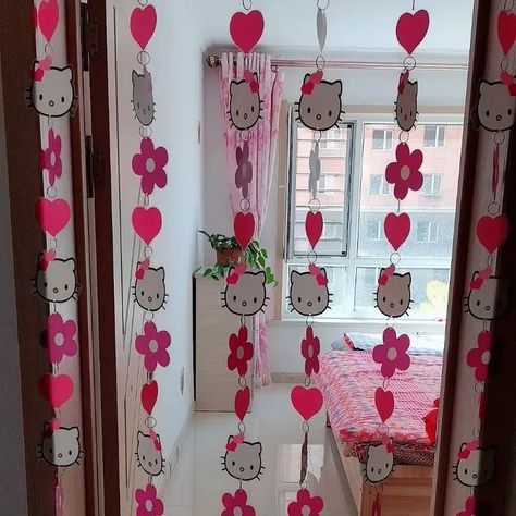 Hello Kitty Birthday Theme, Hello Kitty Theme Party, Hello Kitty Room Decor, Hello Kitty Decorations, Diy Hello Kitty, Hello Kitty Birthday Party, Easy Diy Room Decor, Hello Kitty Rooms, Hello Kitty Crafts