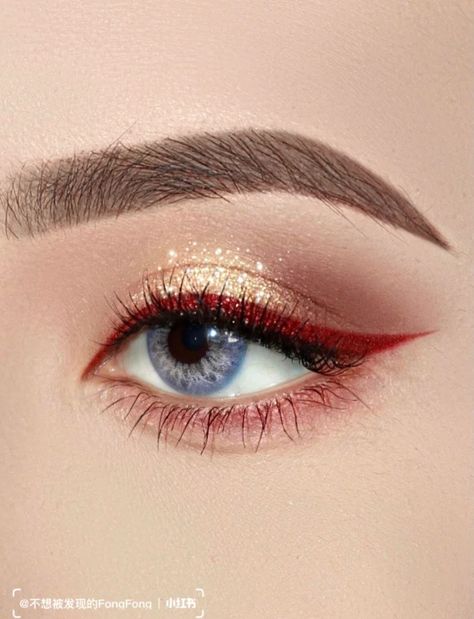 Golden And Red Eye Makeup, Festive Eye Makeup Christmas, Red Fantasy Makeup, Red Gold Makeup Look, Cute Red Makeup Looks, Gold And Red Makeup Looks, Harry Potter Makeup Looks Gryffindor, Red And Gold Eyeshadow Looks, Gold And Red Makeup