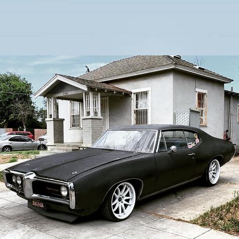 Classic Cars Daily on Instagram: “1968 Pontiac Lemans @dclements68 #pontiac #lemans .... #Classic #classics #Classiccar #classiccars #americanmuscle #Musclecar #Musclecars…” Pontiac Lemans, Lincoln Cars, Pontiac Cars, Classic Cars Trucks Hot Rods, Automotive Photography, American Muscle Cars, Classic Cars Trucks, Muscle Car, Hot Rod