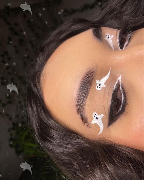 Halloween makeup 👻 Easy Halloween Makeup Looks Simple, Halloween Makeup Women Easy, Cute Ghost Makeup Halloween, Ghostbusters Makeup Halloween, Easy Makeup Looks Halloween, Halloween Easy Eye Makeup, Eeyore Makeup Halloween, Halloween Minimal Makeup, Halloween Makeup Looks Ghost