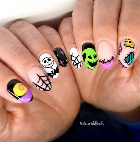 Sally Nails, Nightmare Before Christmas Nails, Holloween Nails, Halloween Acrylic Nails, Cute Halloween Nails, Disney Nails, Halloween Nail Designs, Halloween Nail, Halloween Nail Art