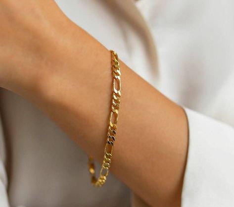 Figaro Bracelet, Gold Bracelets Stacked, Chain Layering, Bracelet Minimalist, Gold Armband, Solid Gold Chains, Gold Bracelet Chain, Fine Jewelry Gift, Bracelet Stack